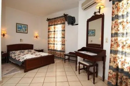 Contaratos Bay Hotel
