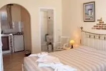Contaratos Bay Hotel